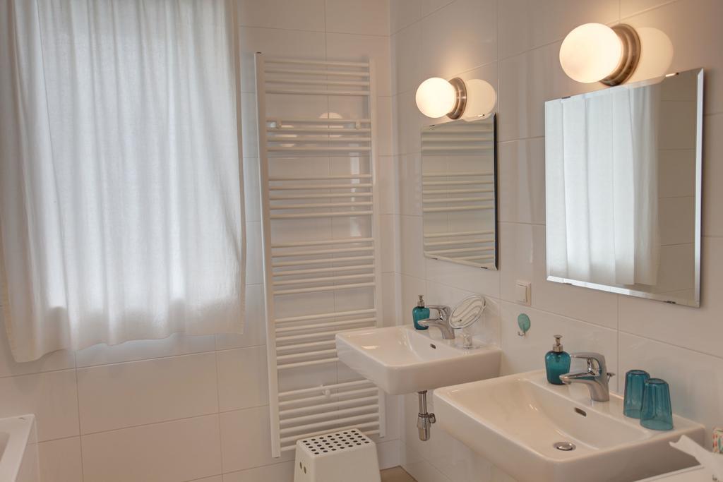 Gasser Apartments - Apartments Karlskirche Viena Habitación foto